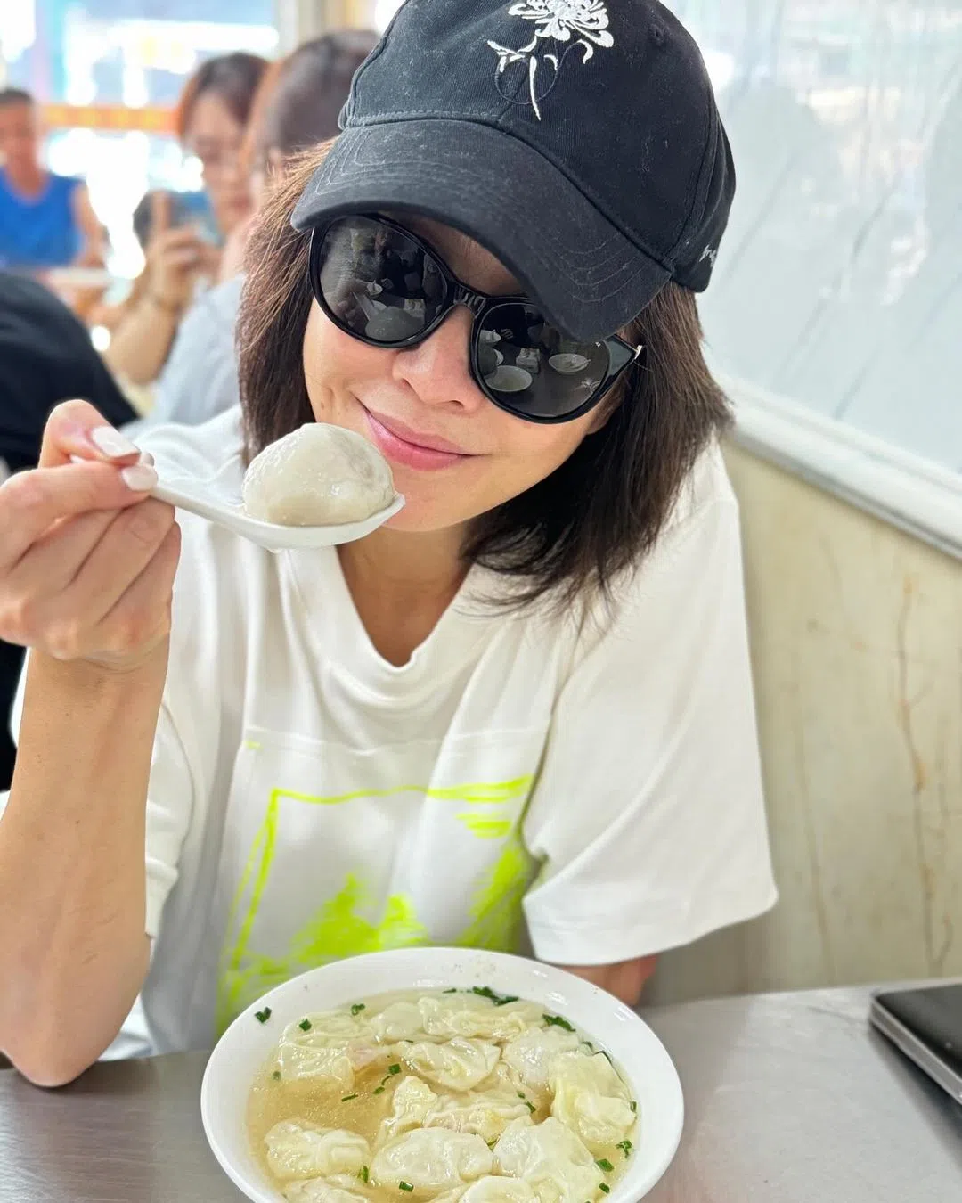 刘嘉玲在社媒贴出回苏州老家时吃的馄饨。（取自刘嘉玲IG）