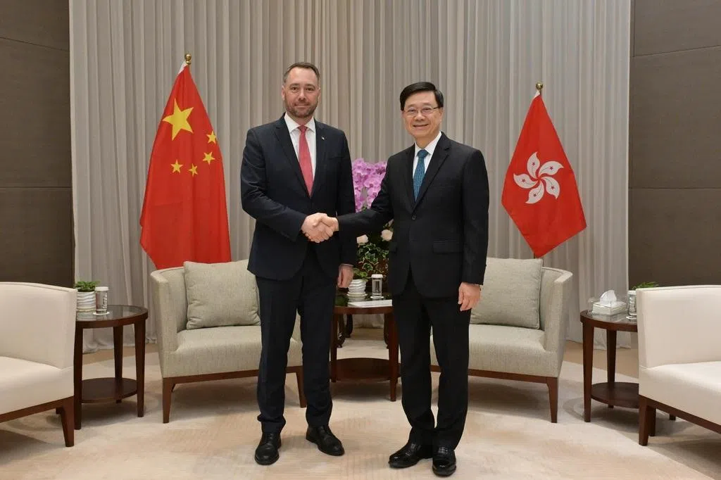 李家超鼓励比利时创科企业落户北都和河套香港园区