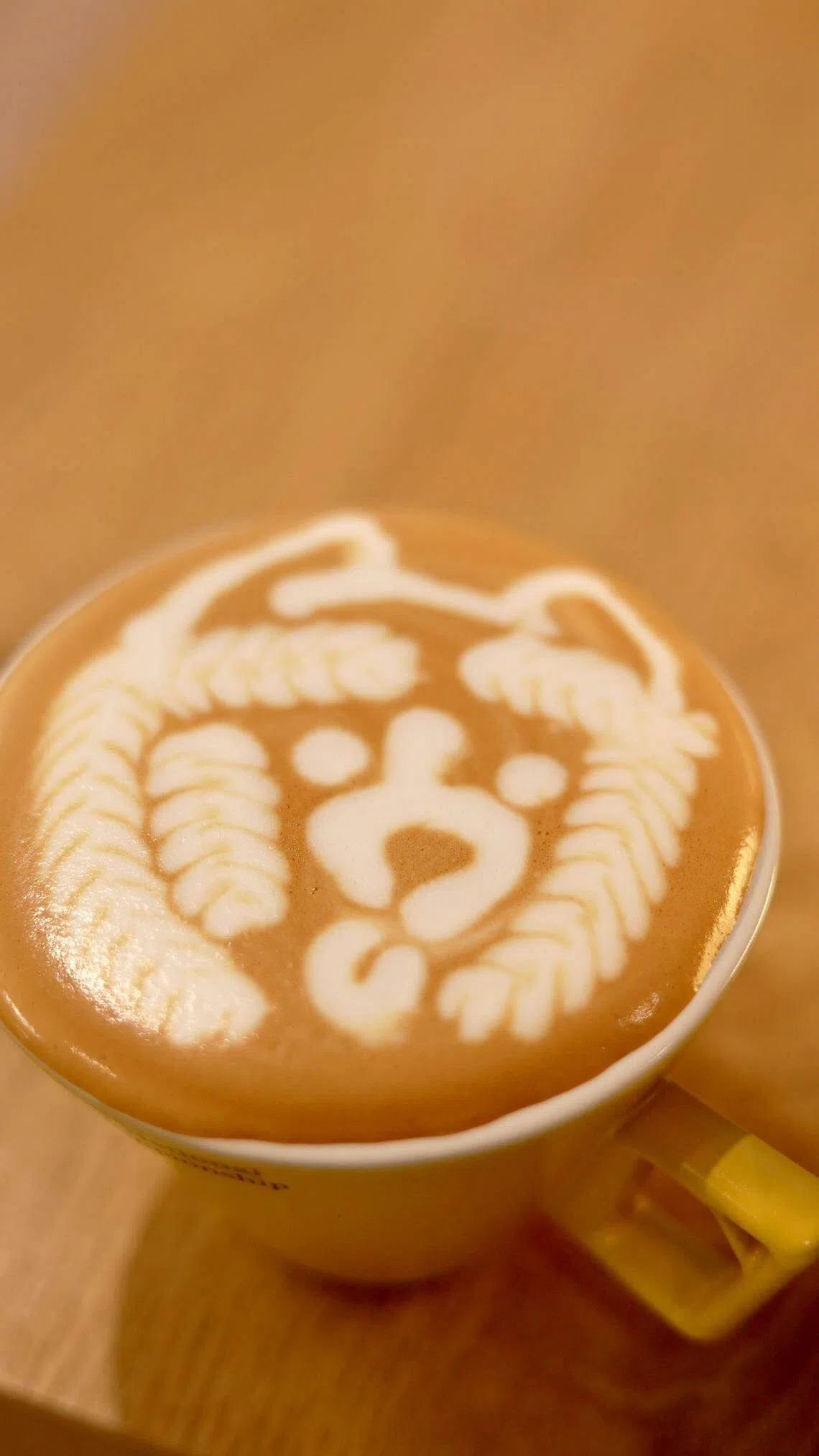 陈佳敏的生动柴犬图案咖啡拉花。（龙国雄摄）