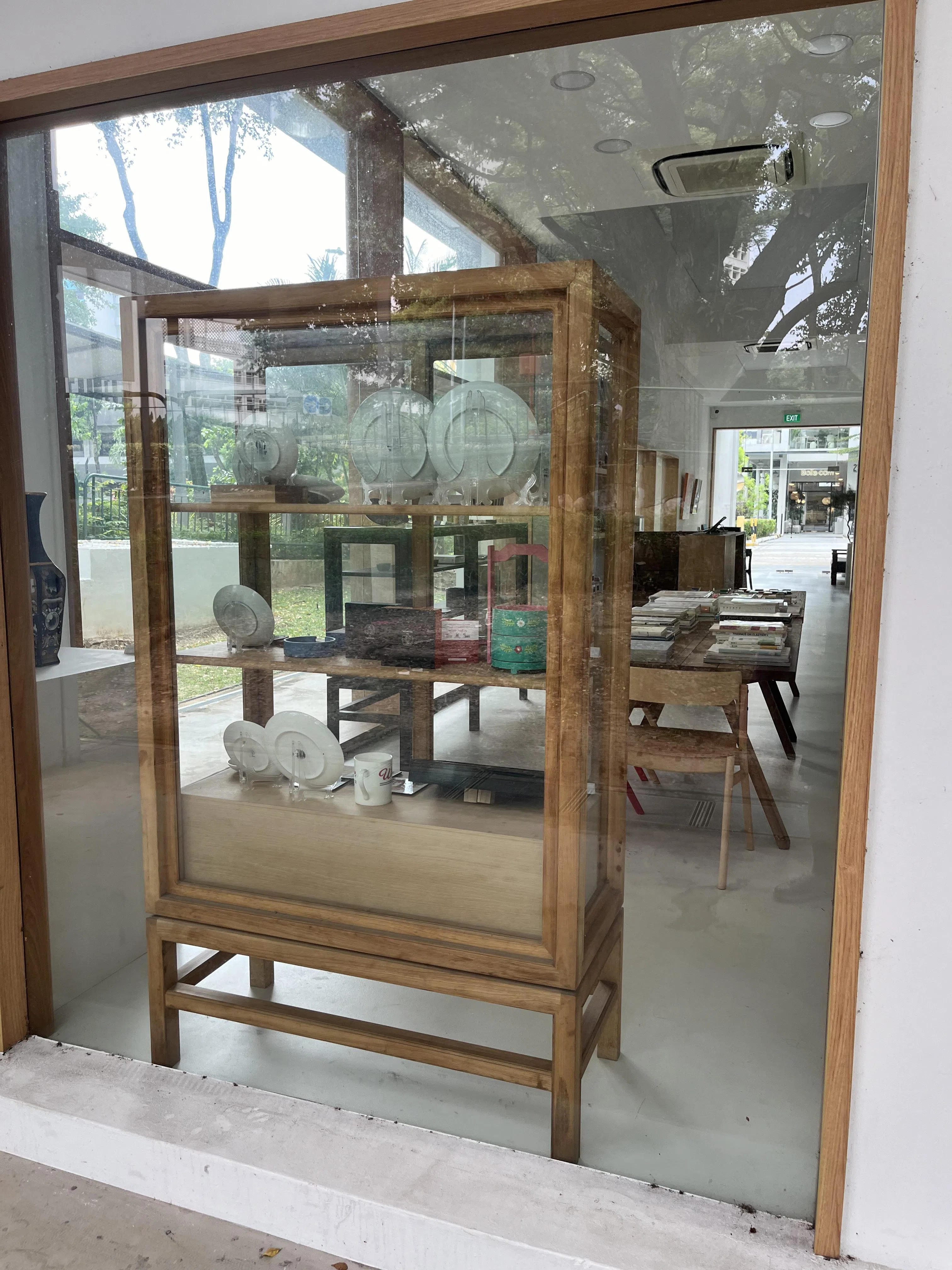 从红山中心走去inspIRRe时，经过本地精品店Supermama的旗舰店（213 Henderson Road #01-01 S159553）。（陈映蓁摄）