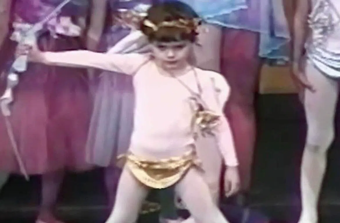 “甜茶”被起底6岁时曾参与《罗密欧与朱丽叶》芭蕾舞剧演出。（ 
The Library for the Performing Arts IG图片）