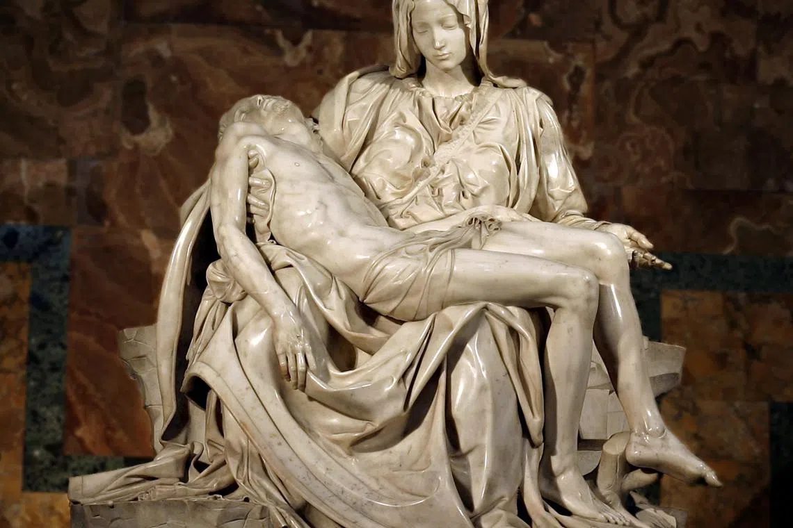 《圣殇》是1497年米开朗基罗应法国枢机之邀创作的一座雕塑作品。（互联网）