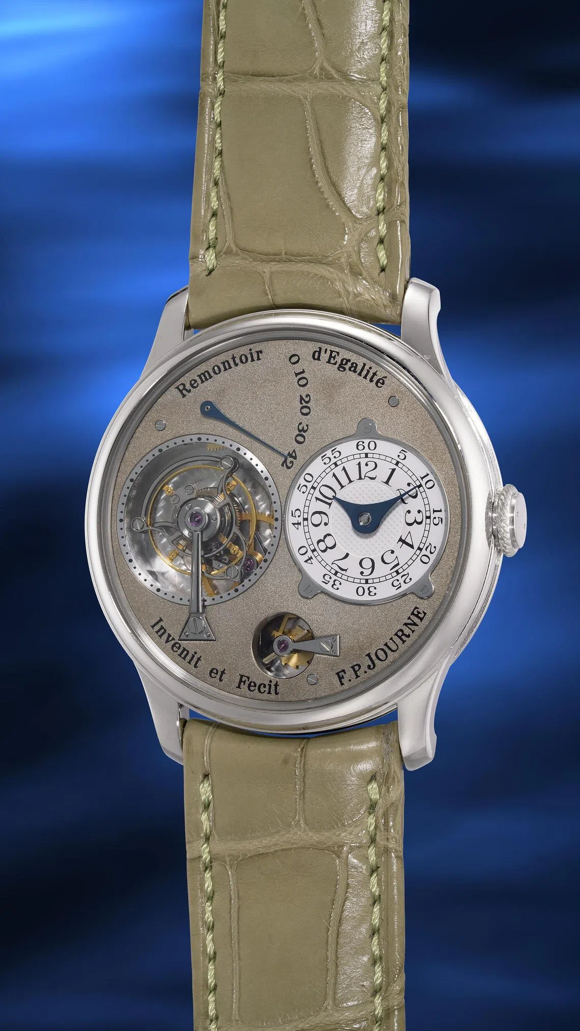 尊纳Tourbillon Souverain第四代，搭载白金表盘，尤为特别。（富艺斯提供）