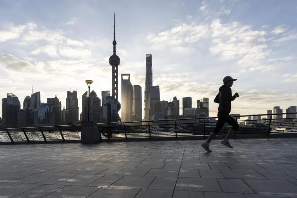 蔡奇要求强化经济宣传  营造团结奋进主流舆论