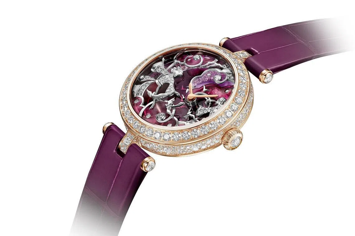 Lady Retrouvailles Célestes以“牛郎织女”为主题，是梵克雅宝首次将中国神话呈现于腕表之上。（梵克雅宝提供）