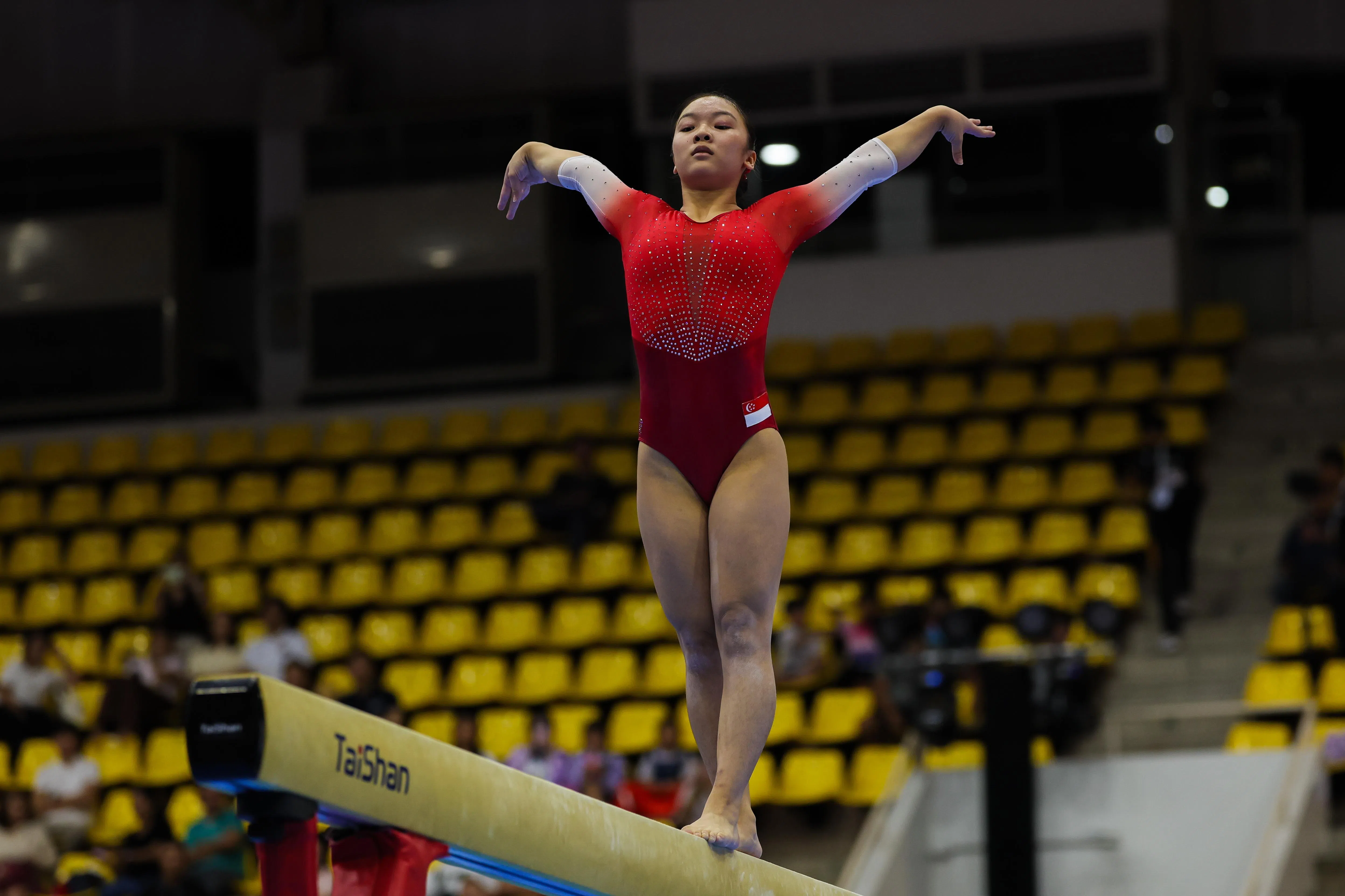 叶祎琳（图）在姐姐叶恩琳之前上场比赛，让场外的姐姐很紧张。看到妹妹表现稳健最终摘银，叶恩琳才能在随后自己的比赛中安心表现。（白艳琳摄）