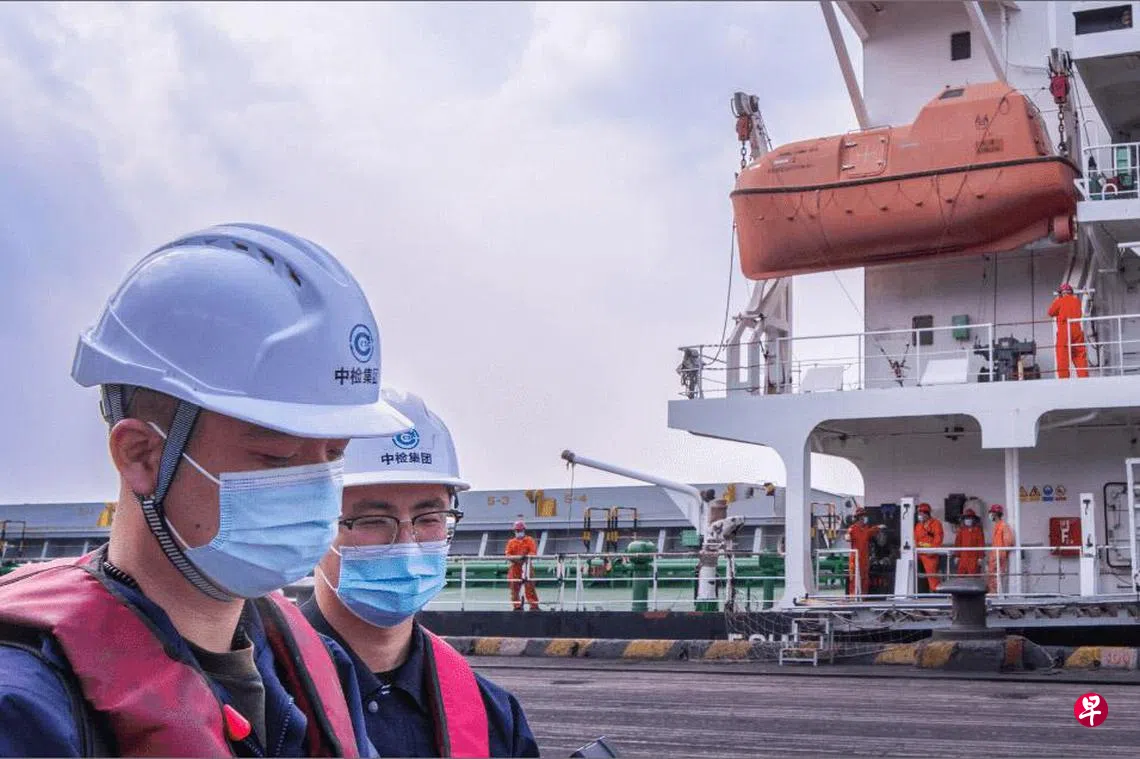 中检新加坡被美制裁解雇逾300人员工追讨欠薪| 联合早报