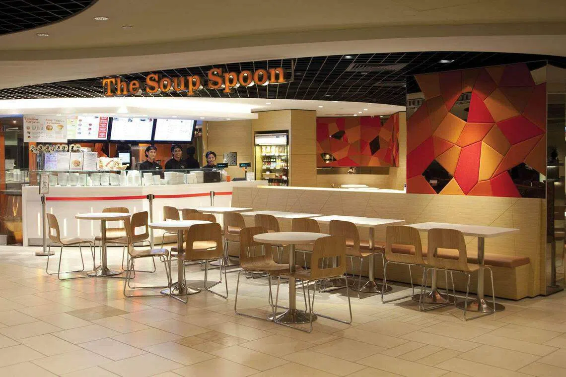 西式汤专卖店The Soup Spoon承诺在2026年之前在汤中全面使用低钠盐，近期会先推出两款加入钾盐的招牌汤。（档案照片）