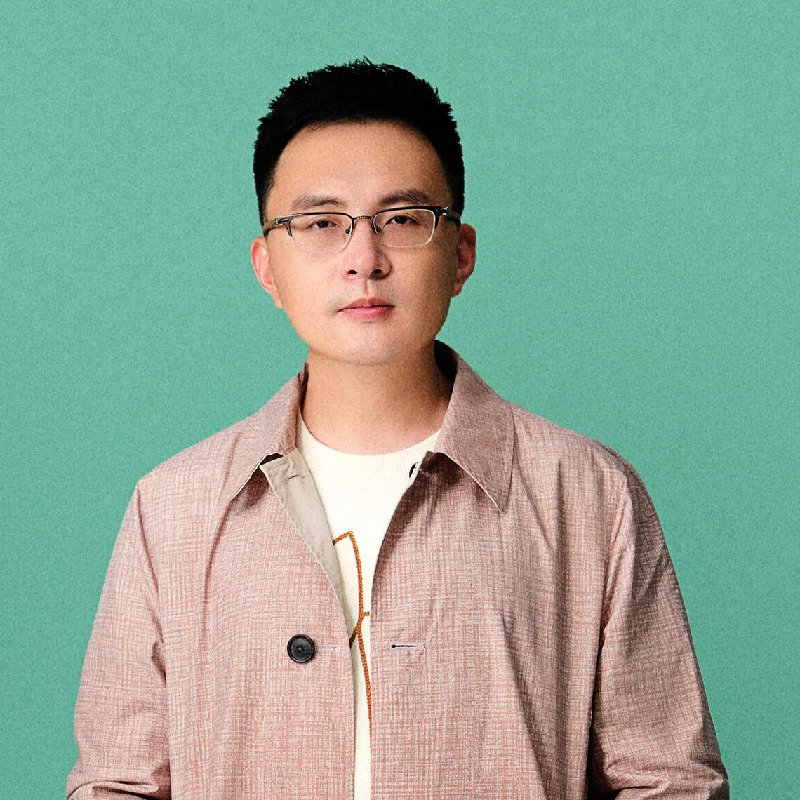 制作综艺经验丰富的爱奇艺副总裁陈涤，是《亚洲新声》的总制片人和监制。（爱奇艺国际站提供）