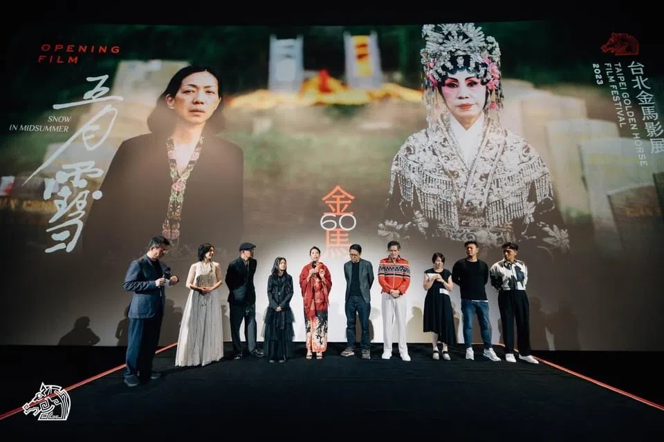 《五月雪》导演和演员们出席台北的首映礼。（取自金马影展脸书）