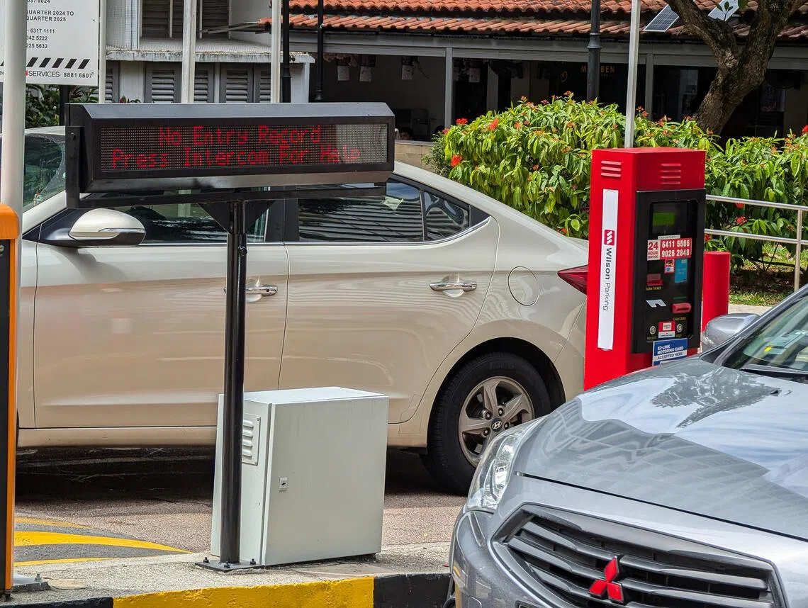全国约500个组屋停车场发生故障建屋局将道闸杆全升起供车辆通行| 联合早报