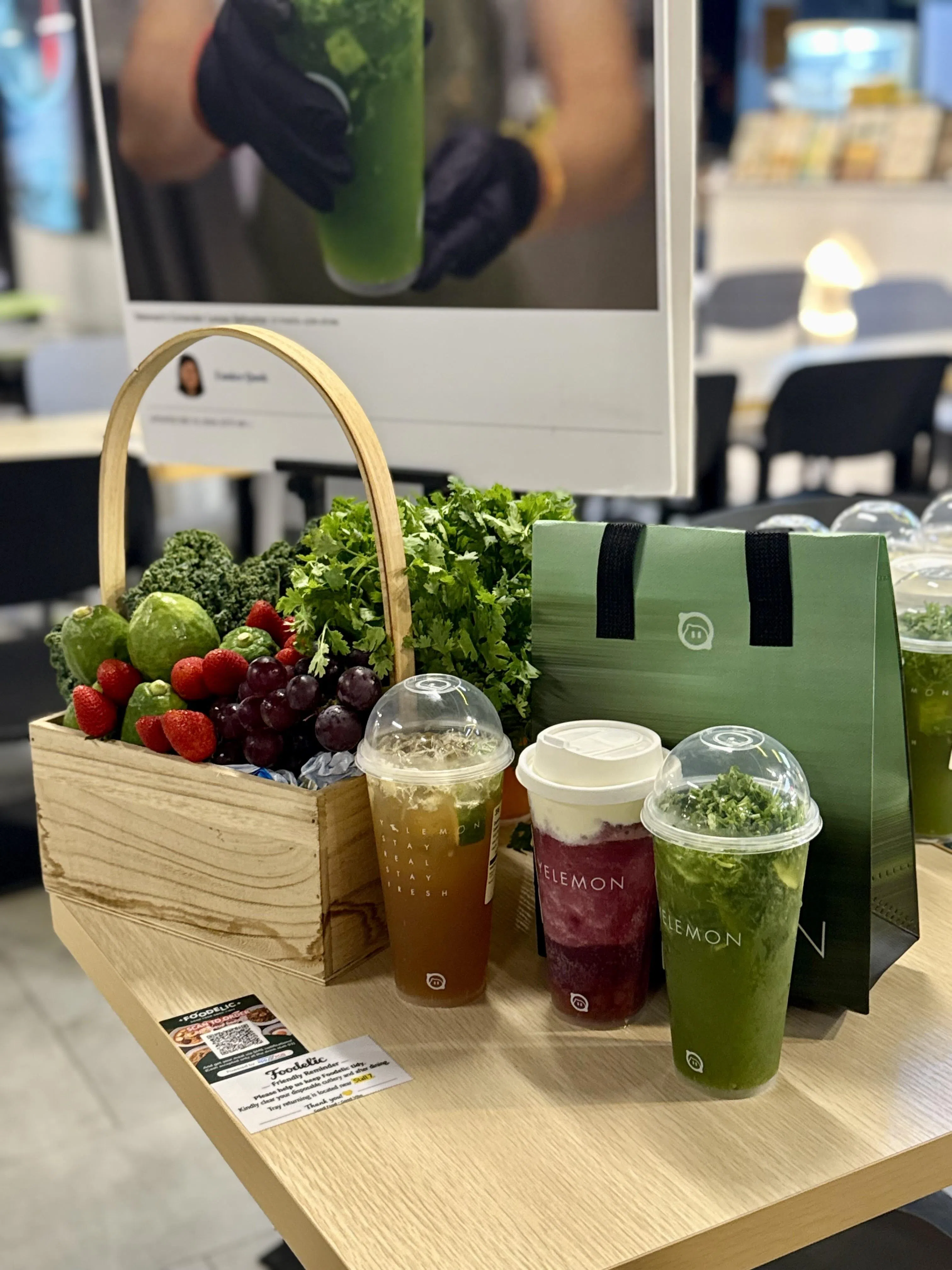 Foodelic食阁内的Yelemon，为食客提供单丛乌龙打拧茶、多肉葡萄香宁云顶，以及香菜柠檬茶等冰爽清新的饮料。（叶晓虹摄）