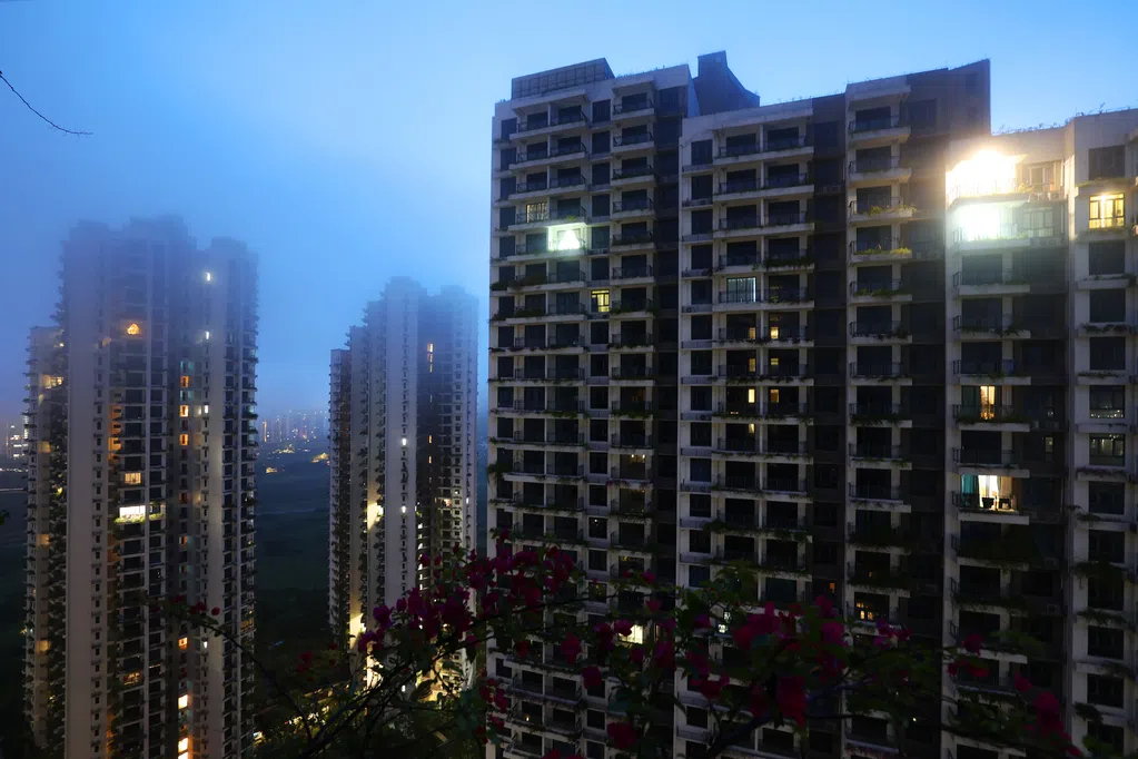【红蚂蚁】做诈骗还吃好住好 森林城市“鬼城”招来“骗鬼”