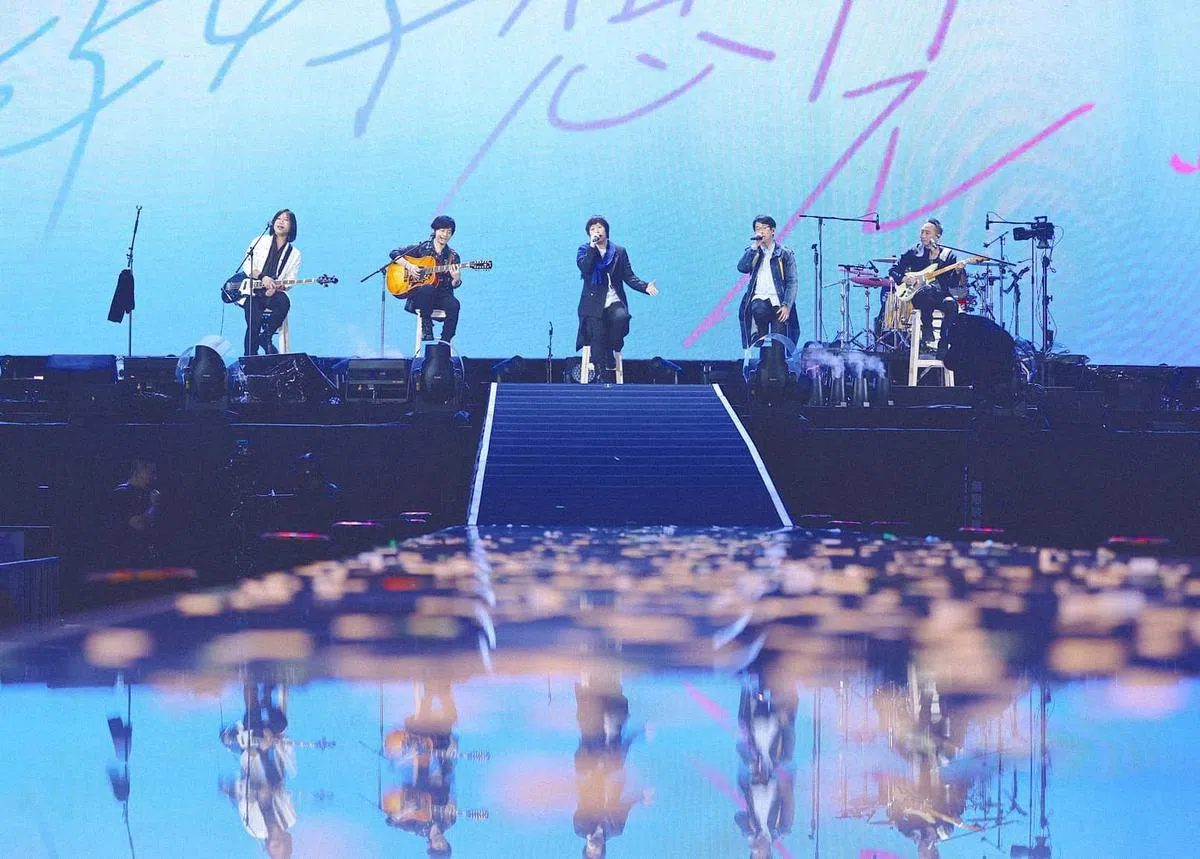 因受疫情影响，新加坡场的演唱会已延期3次。（图/面簿）