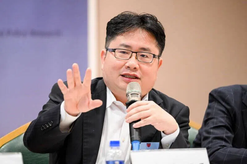 国台办评矢板明夫遇袭：偶发的普通治安个案