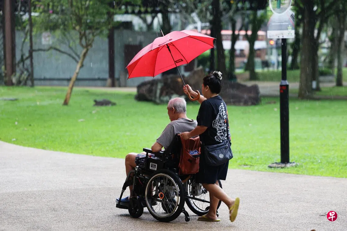 调查：月均开销近3000元本地居民对晚年长期护理准备不足| 联合早报