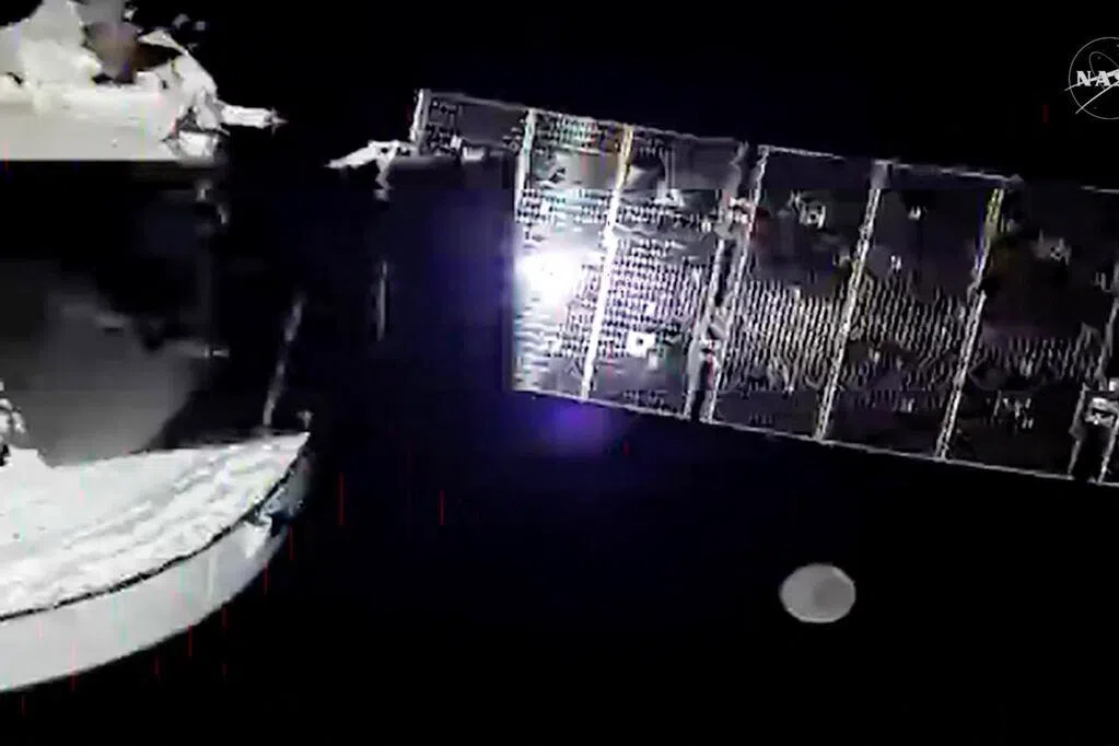 美国载人绕月飞行任务阿耳忒弥斯2号（Artemis 2）四名宇航员进入了月球的引力范围，即月球引力作用强于地球引力。这标志着人类时隔半个世纪重返月球附近空间。