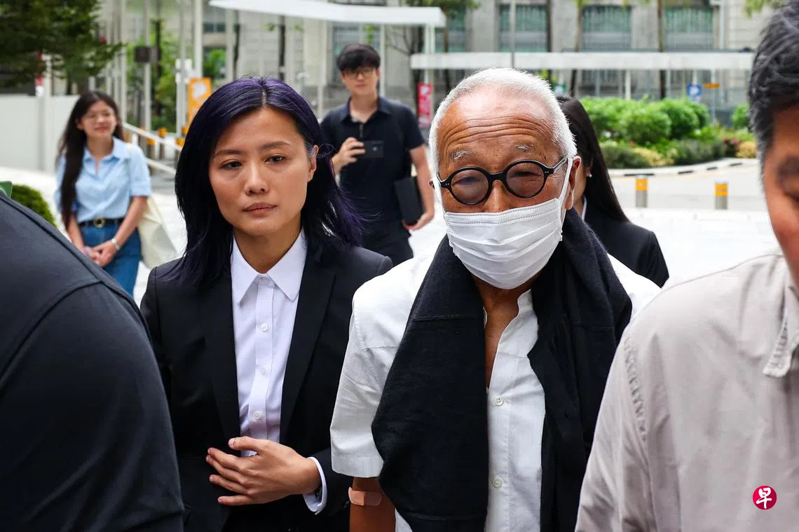 王明星抵达国家法院准备出庭面判| 联合早报