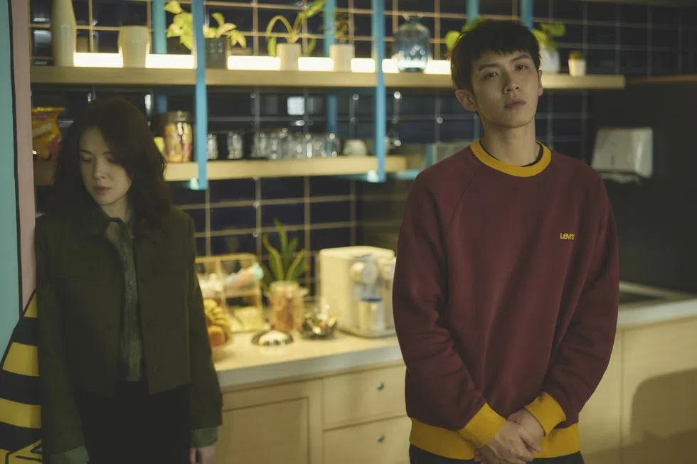 柯震东（右）和许玮宁的火花叫人意外。（互联网）