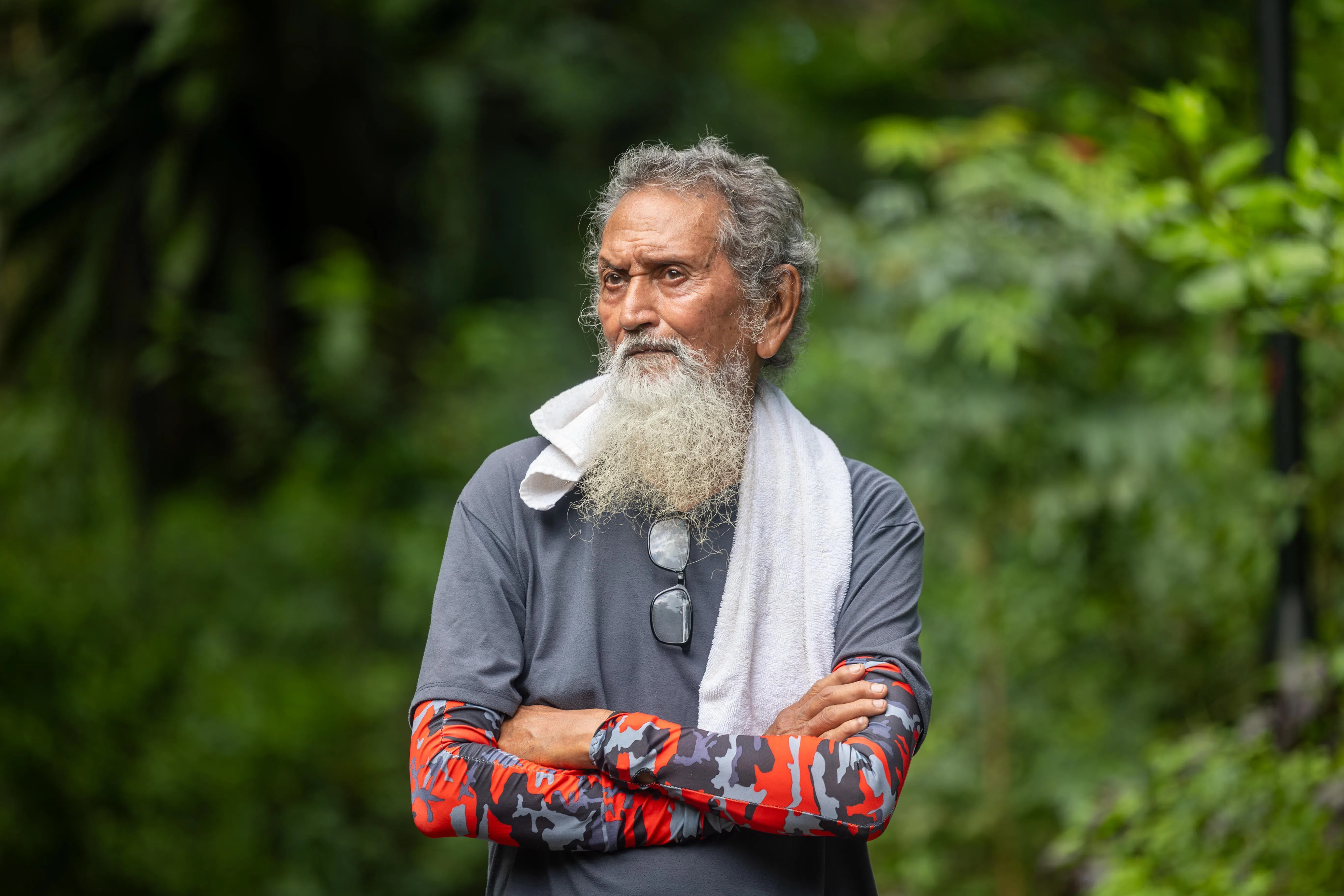 格兰特说，大自然教会了他坚韧和看淡个人的困难，他引用20世纪英国作家劳伦斯（D.H. Lawrence）《自怜》中的诗句：“我从未见过动物为自己感到怜悯。即使冻僵的小鸟从枝头坠落，也不会觉得自己有多可怜。”（吴先邦摄）