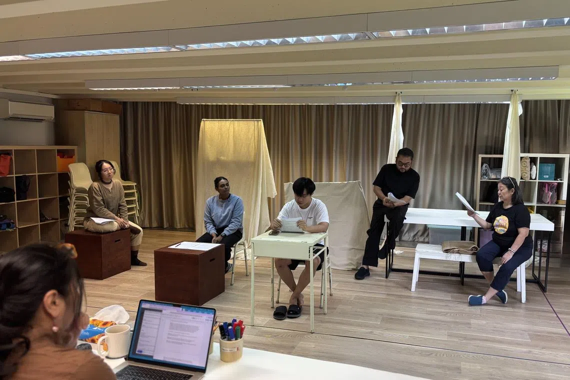 《逃至峇淡岛》工作坊进行中。（凯门剧场提供）