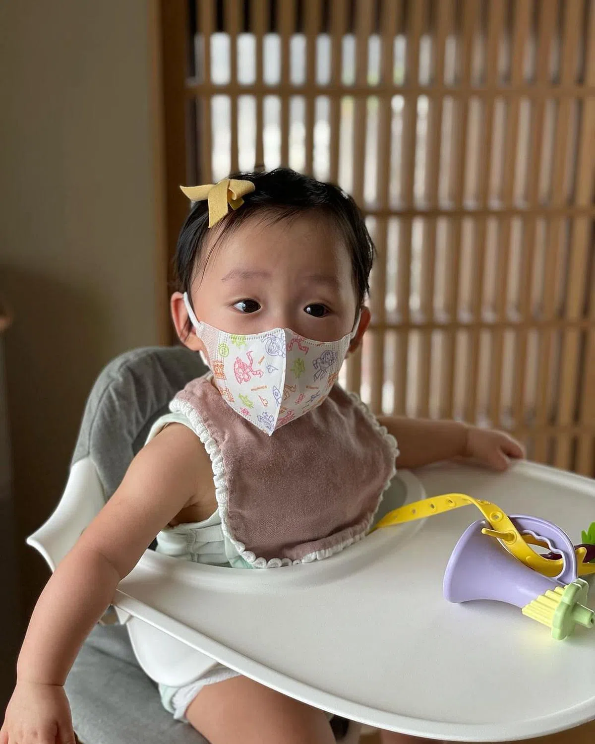 余文乐的女儿Celest是家人疼爱的小公主。