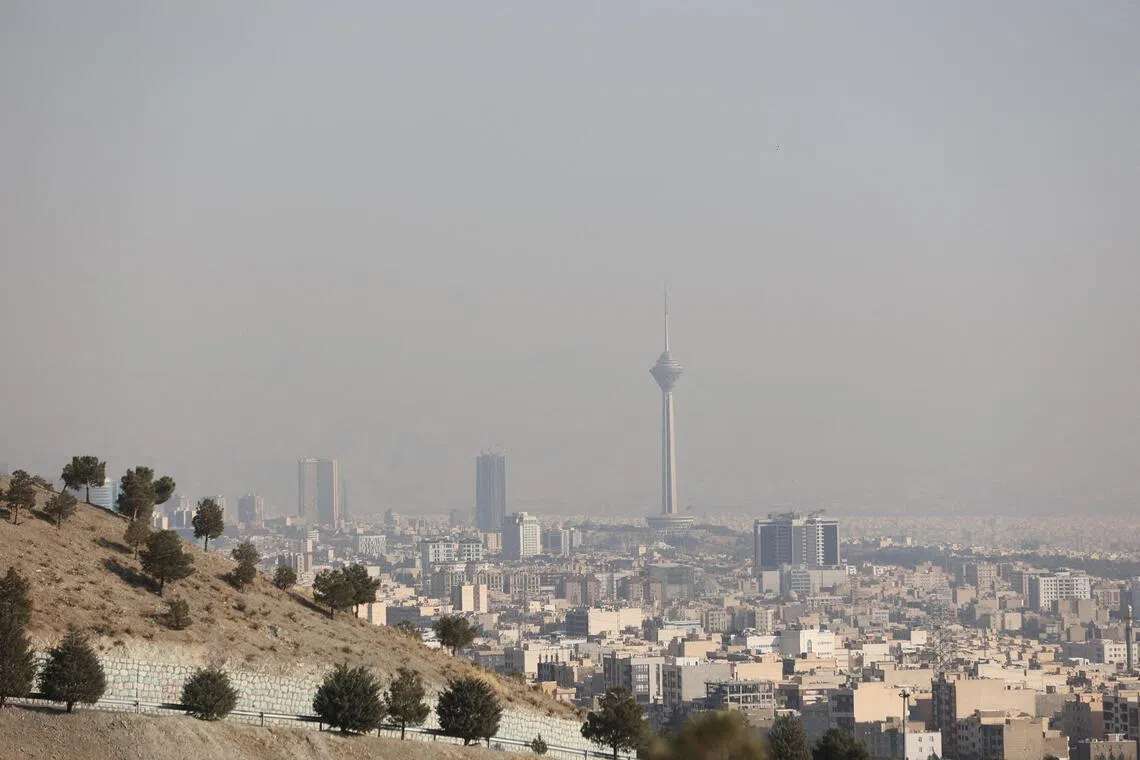 美国务院再次要求美国公民立即离开伊朗