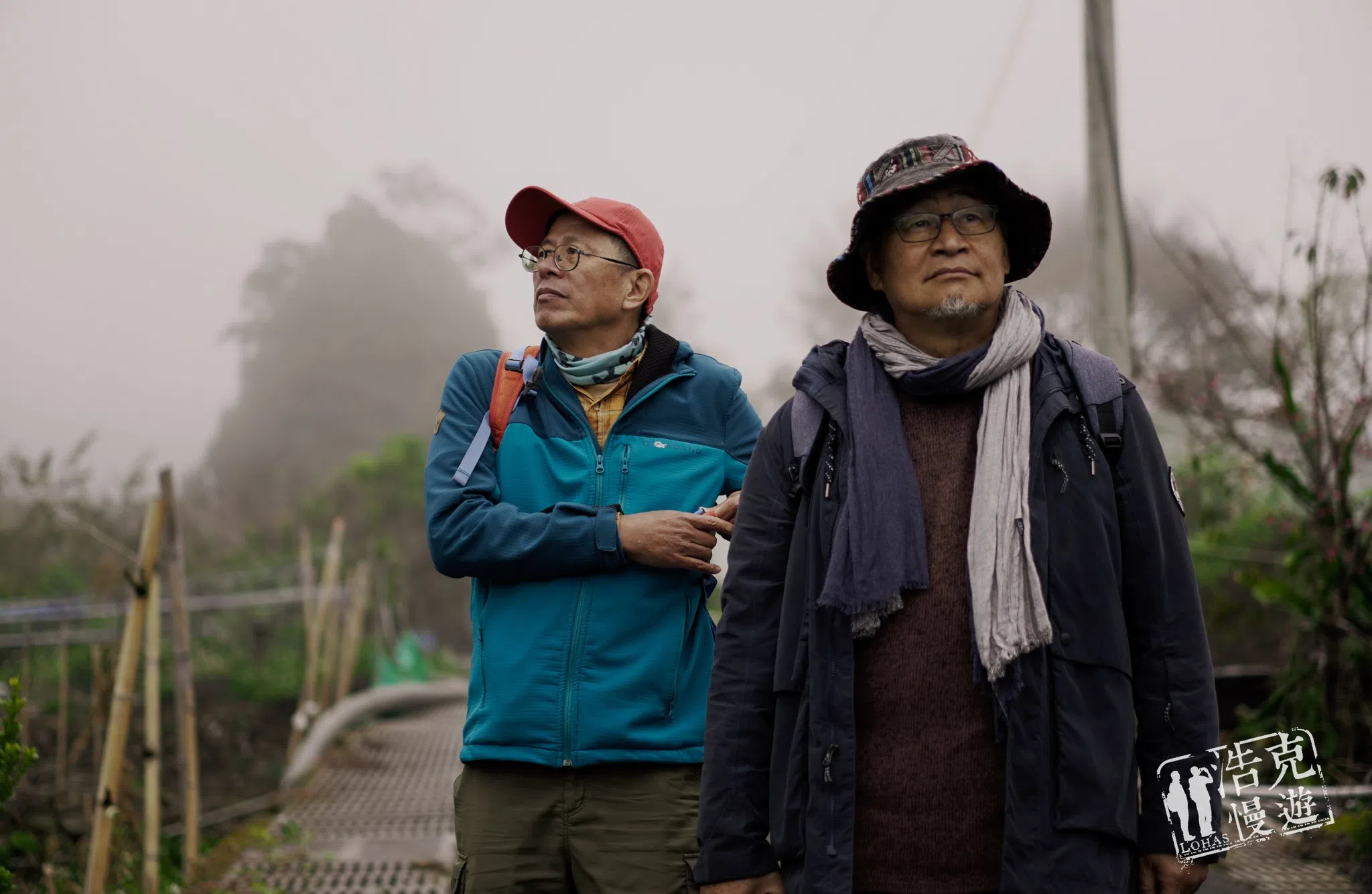 王浩一与刘克襄2014年起开始拍行脚节目《浩克慢遊》，一拍长达7年，两人走遍台湾各地探寻自然生态与文史遗迹。（取自《浩克慢遊》脸书）