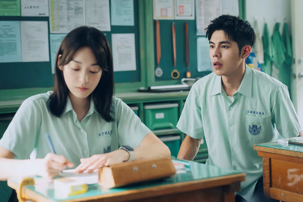 詹怀云（右）和江齐在《有病才会喜欢你》的CP感不俗。（互联网）