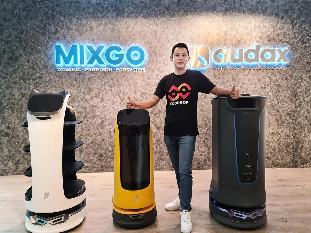 Audax Visuals Pte Ltd最近代理了中国深圳Pudu公司生产的智能机器人。