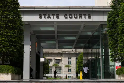 涉多次用自助结账柜台少还钱 46岁男子面控