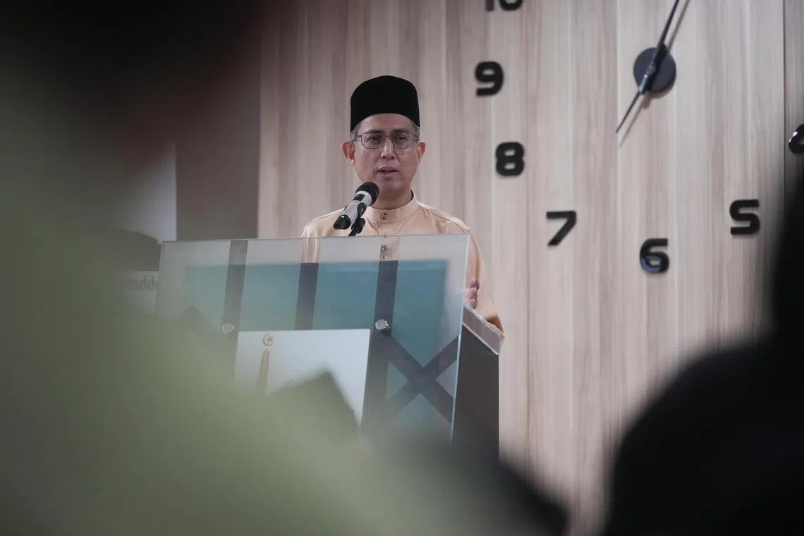 主管回教事务代部长费绍尔致辞时说，斋戒月救济援助金体现社群彼此扶持的共同责任，让每个人都能有尊严、有希望地生活。（谢智扬摄）