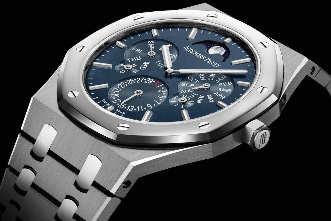 2018年推出的RD#2，打造出厚度仅6.3毫米的超薄万年历腕表。（爱彼提供）