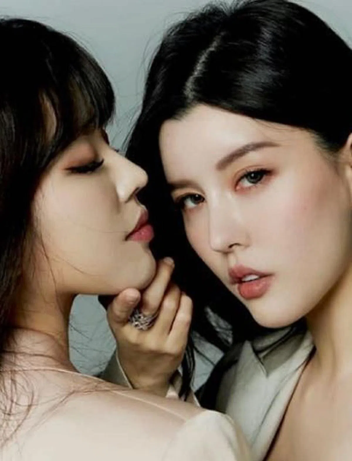 By2深夜在微博反击李靓蕾。（互联网）