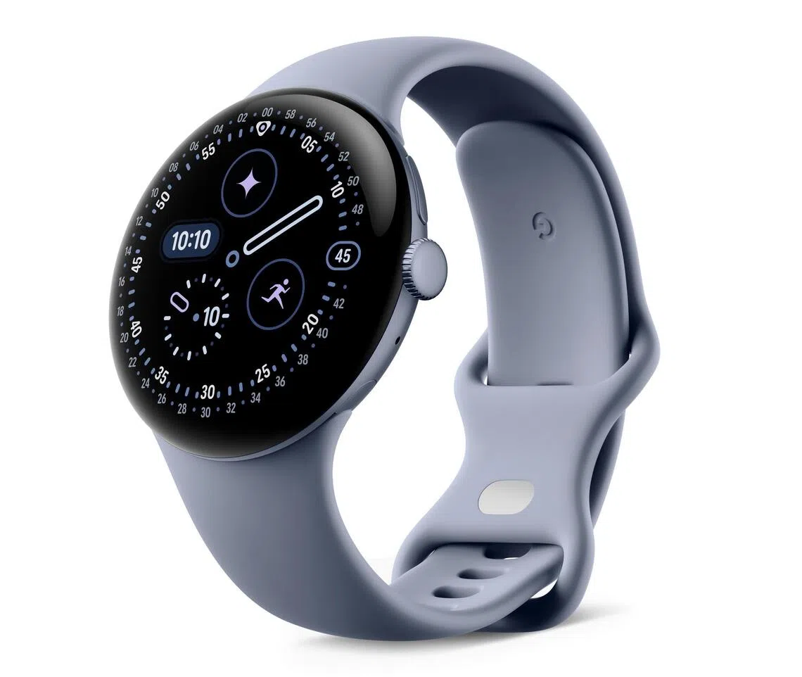 谷歌Pixel Watch 4采用圆形无边框设计，犹如一块鹅卵石。（厂商提供）