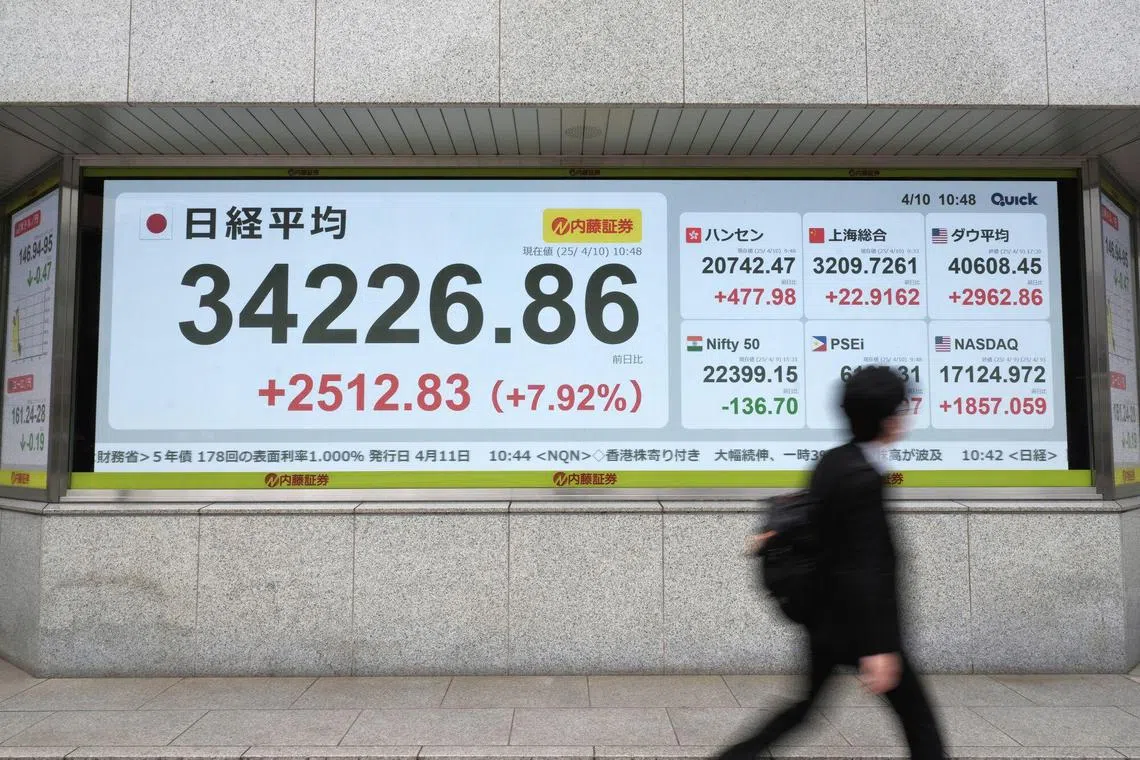 日本鼓励未成年与银发族买股票| 联合早报