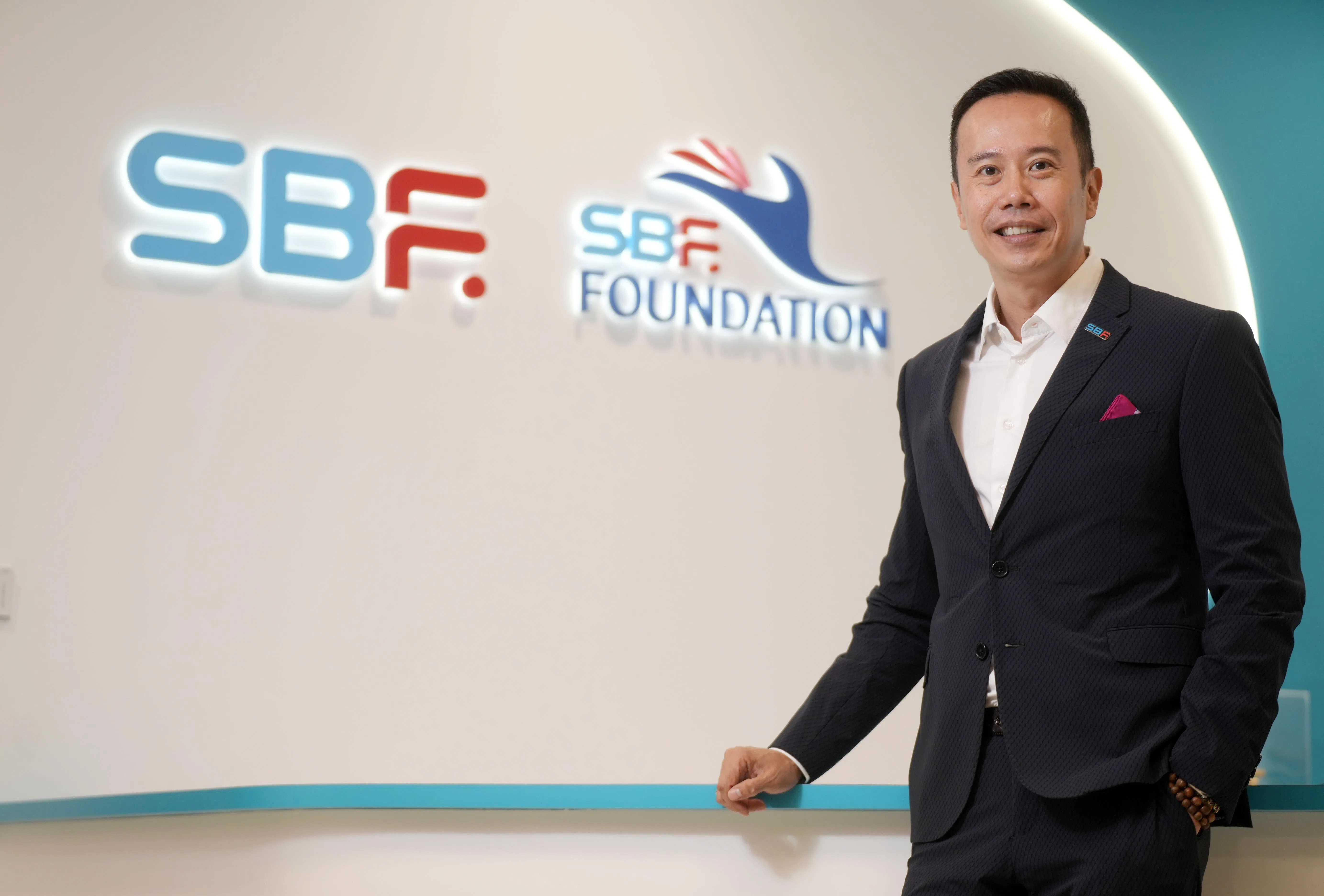 新加坡工商联合总会主席李坚辉说，企业尤其是中小企业仍须应对两项实际挑战，即员工休假期间如何维持日常运作，以及员工享有的育儿假权益不同所带来的人力规划复杂性。（档案照片）