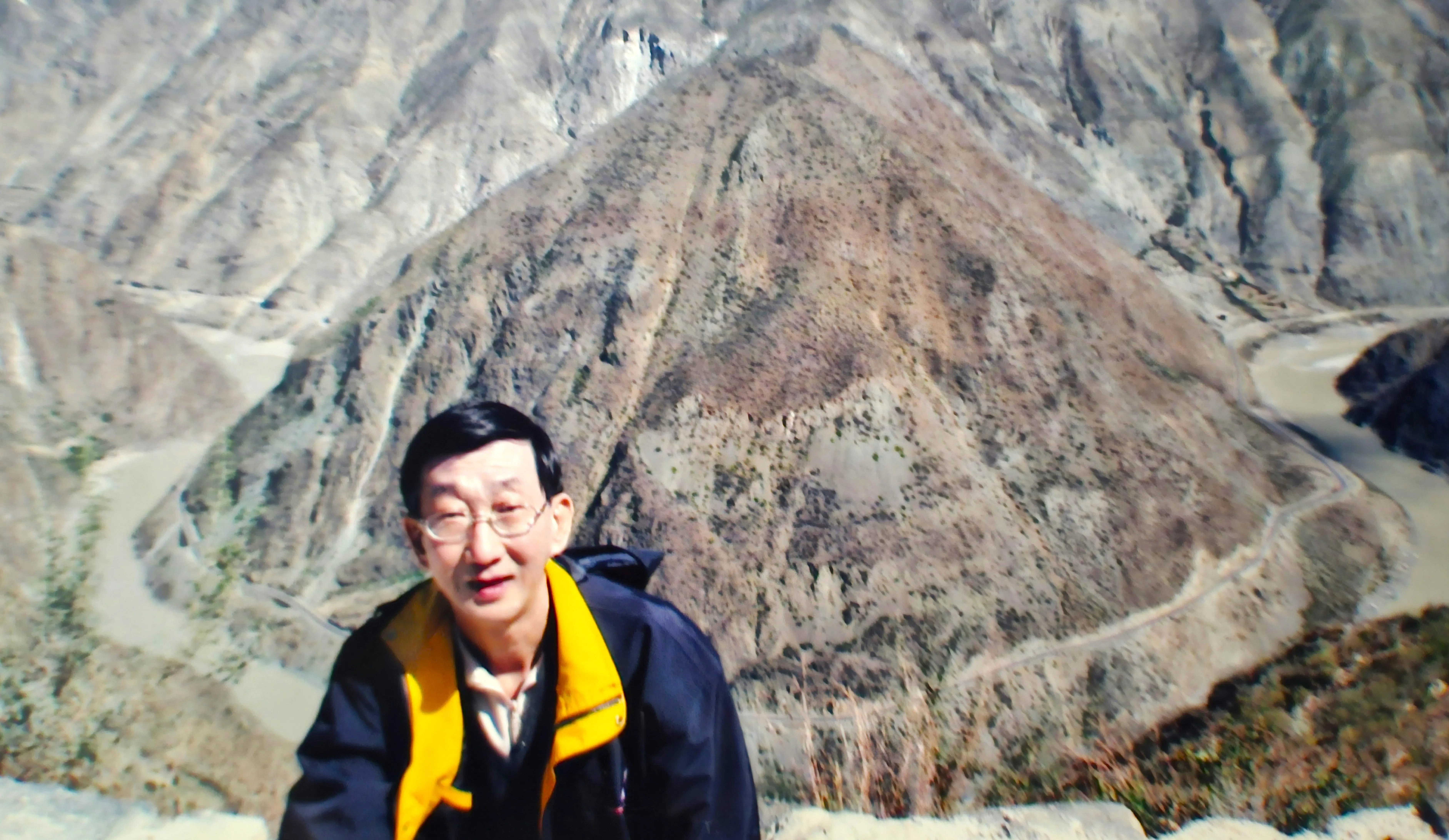 旅游达人邹文学。（受访者提供）