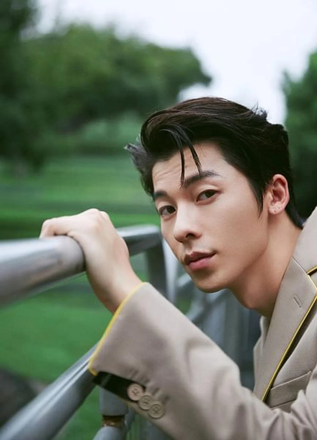 去年首度跨界歌唱的“戏剧男神”许光汉入围“最佳新人奖”。（互联网）