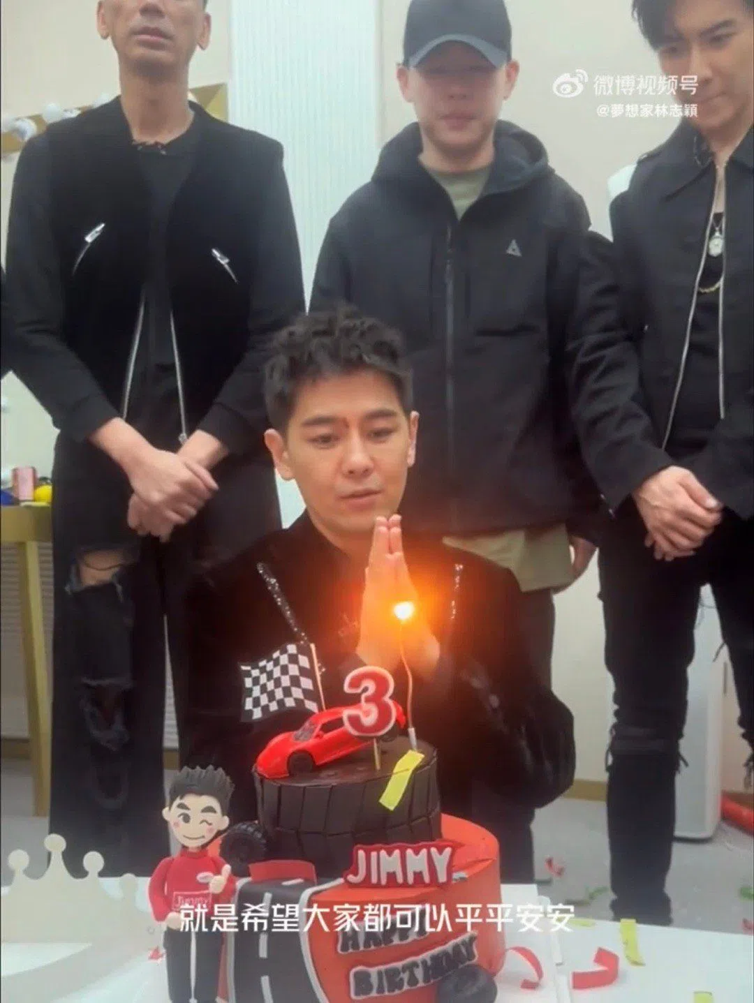 林志颖庆生惊见眉头有红色伤疤。（互联网）