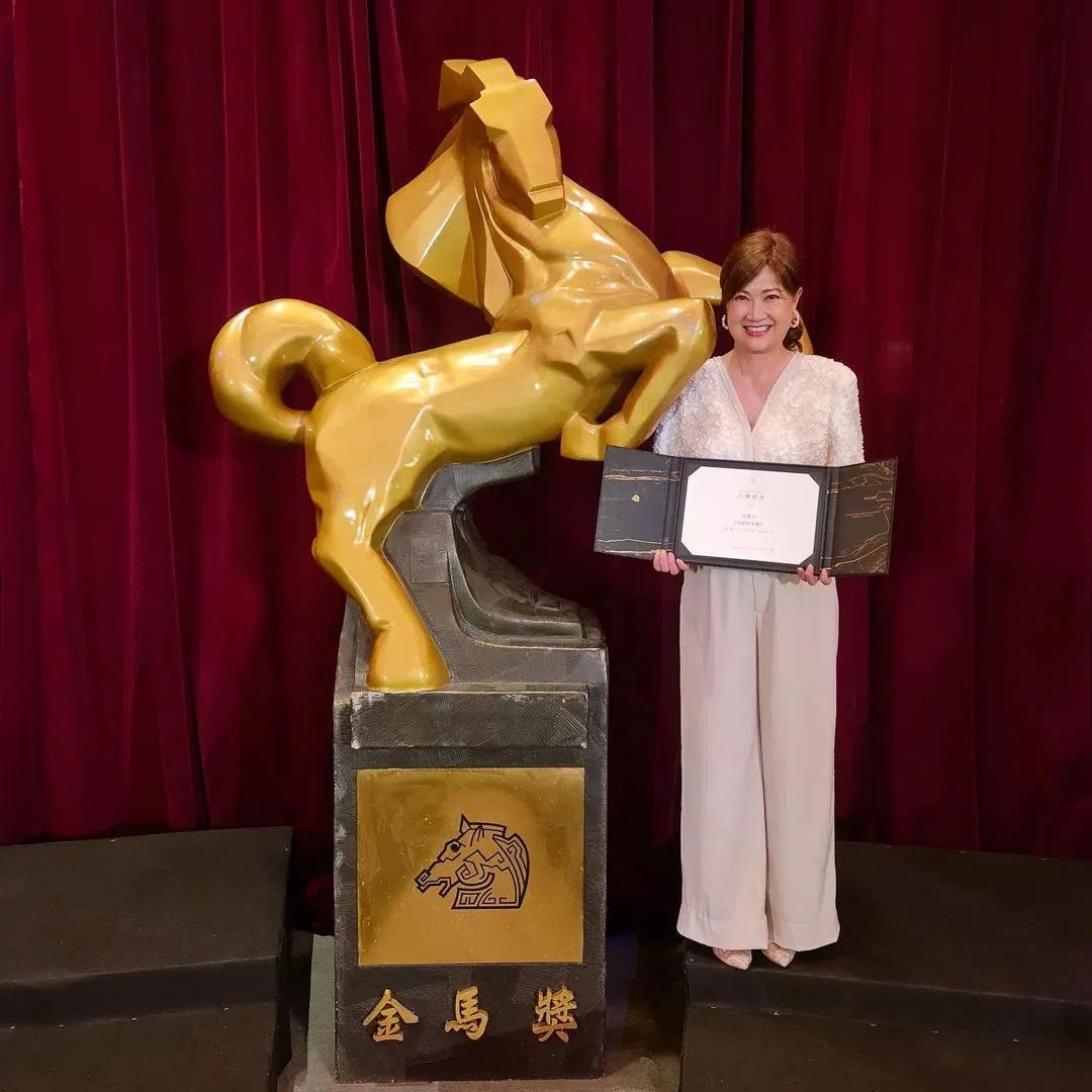 洪慧芳凭《花路阿朱妈》入围第59届金马奖“最佳女主角”奖，虽然未能拿奖，却收获难得的体验。（取自艺人IG）