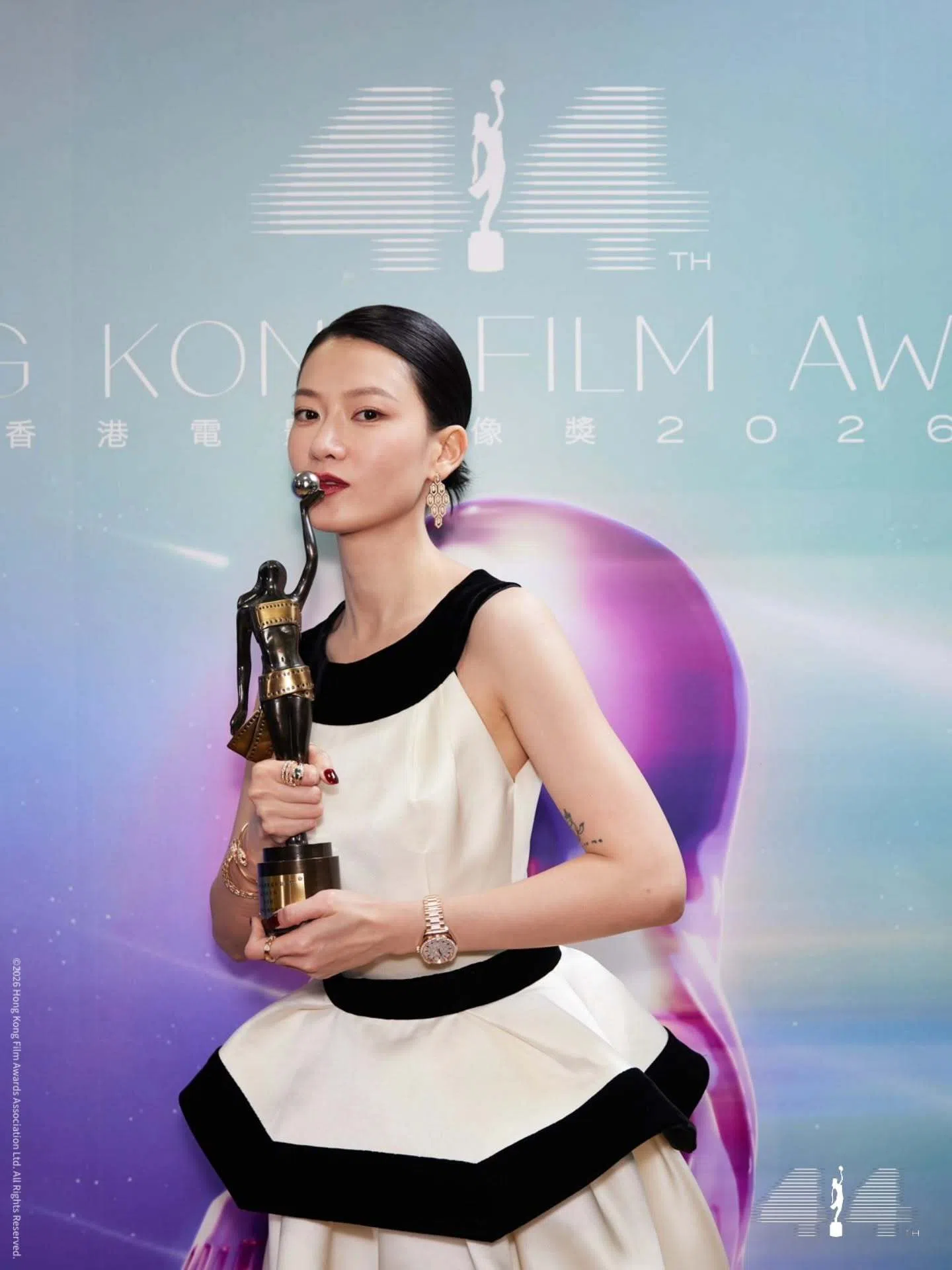 廖子妤曾凭《梅艳芳》夺得金像奖最佳女配角，2026年凭《像我这样的爱情》首度封后。（取自香港电影金像奖脸书）