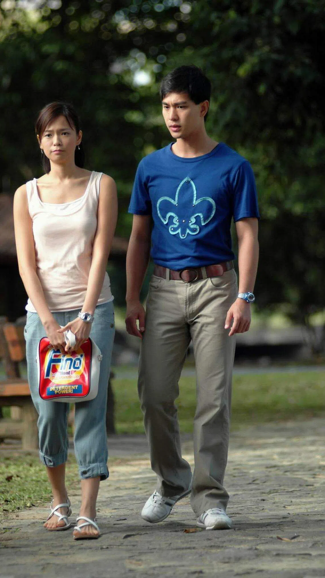 2005年长寿剧《同心圆》中，方展发（右）称呼陈凤玲（左）为“美人鱼”。（互联网）