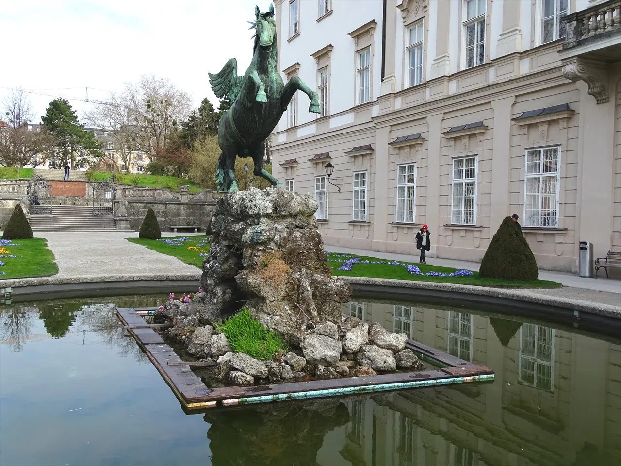 米拉贝尔花园是影片中玛丽亚带领孩子合唱“Do-Re-Mi”的地方。（许月英摄）