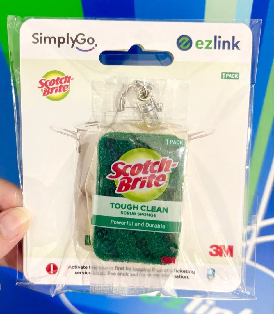Gardenia和Scotch-Brite是许多新加坡人耳熟能详的食品及日用品，这类情怀让不少人愿意为之买单。（Carousell截图）