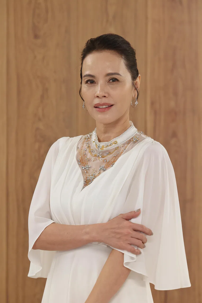 阿姐郑惠玉首次从头到尾参与长寿剧拍摄，杀青后想好好休息。（唐家鸿摄）
