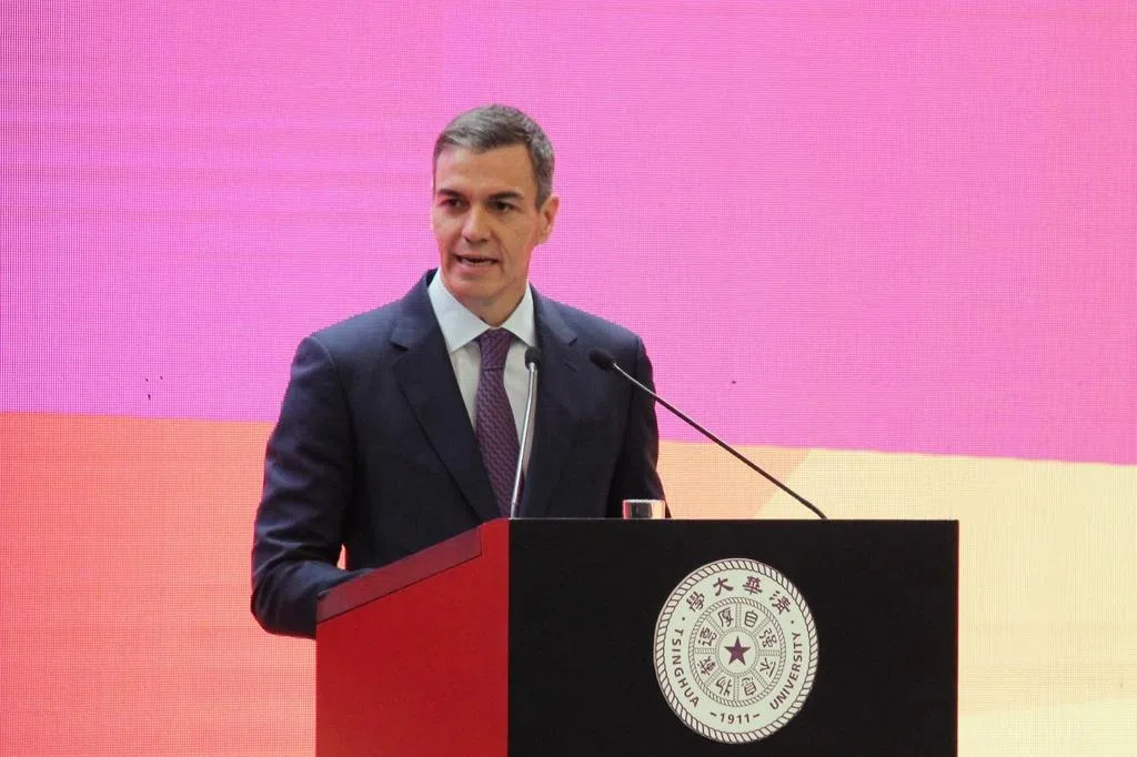 西班牙首相：别拿400多年前利马窦时代地图看待中国