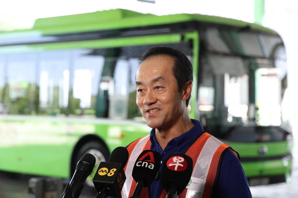 人力部高级政务部长许宝琨医生说，许多较年长员工反映，公司缺乏灵活工作安排，而许多企业也不确定从哪里找资源落实亲年长员工措施。（陈斌勤摄）