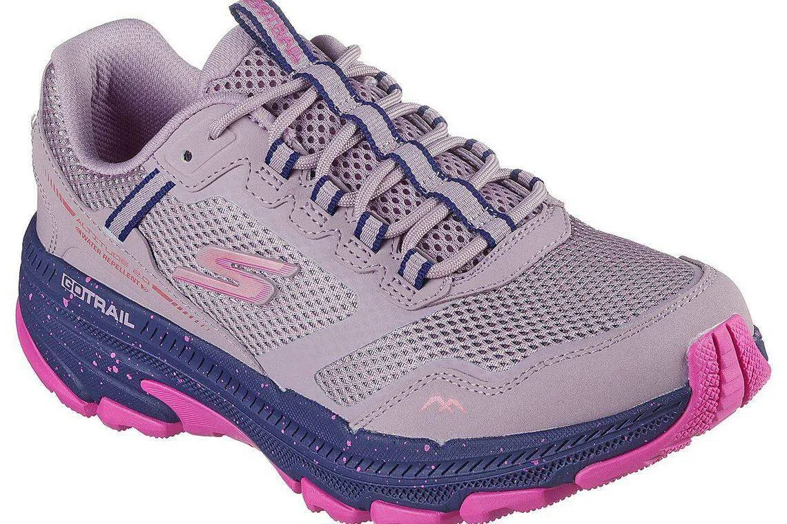 Skechers的GOrun Trail Altitude 2.0跑鞋，穿着舒适，有多种性能。（品牌提供）