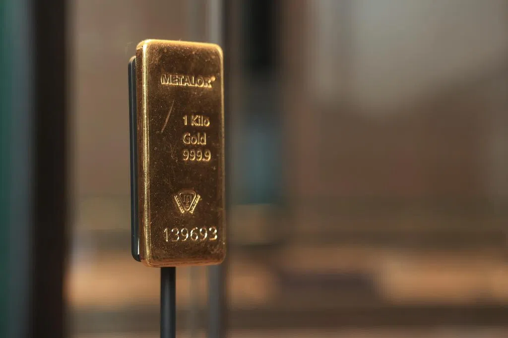 金价连涨三周突破4600美元 涨势有望延续